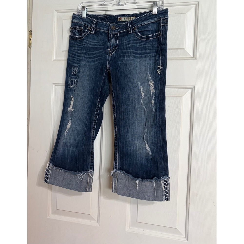 BKE Stella Capri Jeans Womens 30 Y2K Dark Wash Distressed Thick Stitch BK24107